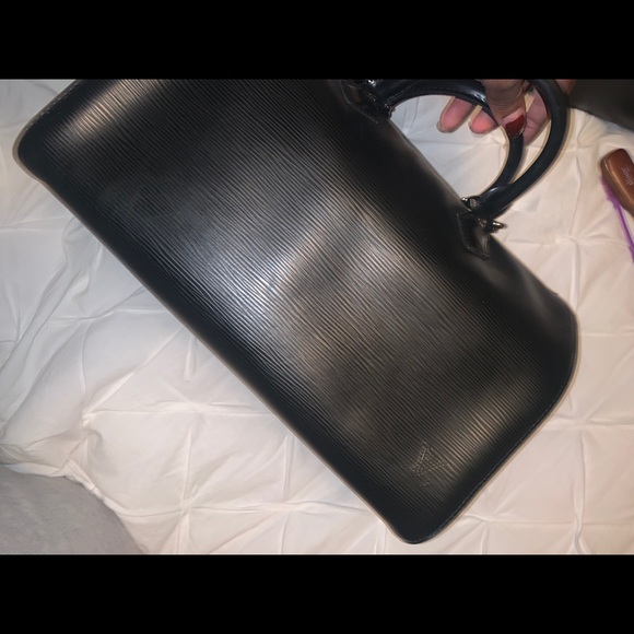 Black Louis Vuitton Epi leather Speedy - Picture 2 of 9